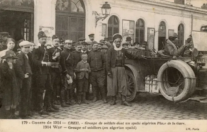 Framed Print : Soldiers and others at Creil station, northern France, WW1 Framed Print : Soldiers and others at Creil station, northern France, WW1