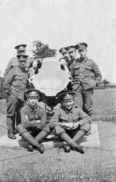 Framed Print : Soldiers in training camp, Warlies Park, Roydon, Essex, WW1 Framed Print : Soldiers in training camp, Warlies Park, Roydon, Essex, WW1