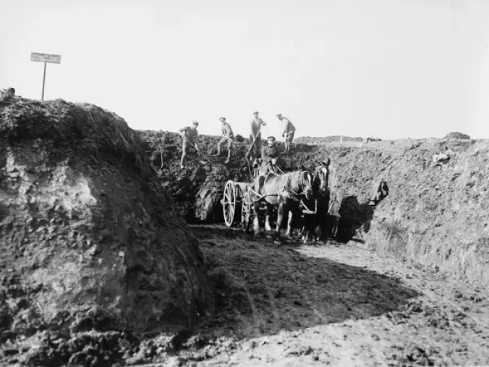Framed Print : Soldiers on the Western Front, WW1 Framed Print : Soldiers on the Western Front, WW1