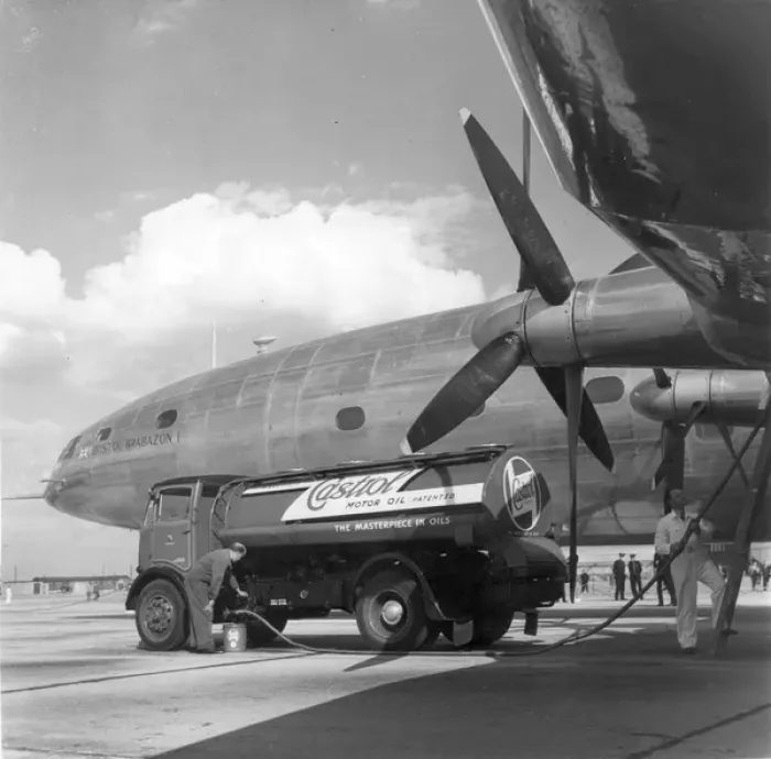 Framed Print : The sole Bristol Brabazon G-AGPW has its oil topped up Framed Print : The sole Bristol Brabazon G-AGPW has its oil topped up