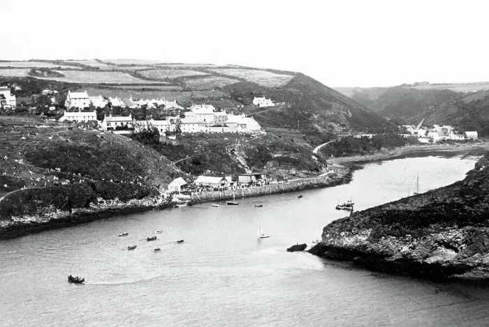 Framed Print : Solva Harbour early 1900s Framed Print : Solva Harbour early 1900s