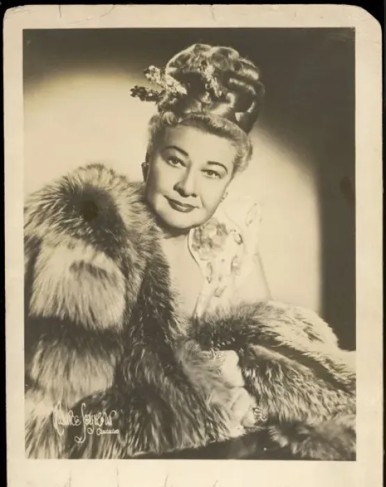 Framed Print : Sophie Tucker / Photo Framed Print : Sophie Tucker / Photo