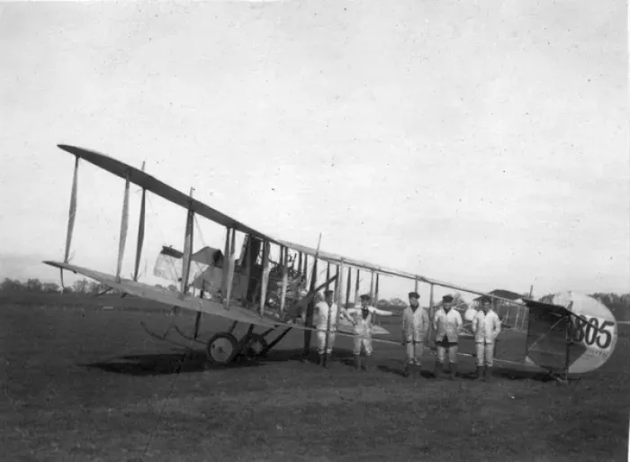 Framed Print : Sopwith 806 Gun Bus No 2 805 at Hendon c 1914 Framed Print : Sopwith 806 Gun Bus No 2 805 at Hendon c 1914