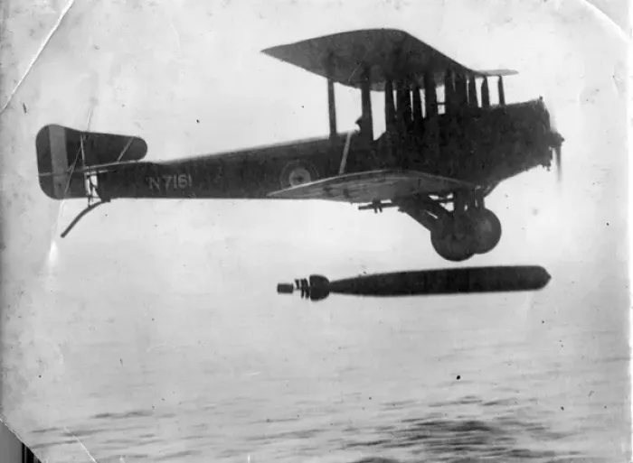 Framed Print : Sopwith Cuckoo N7151 dropping a MkIX torpedo Framed Print : Sopwith Cuckoo N7151 dropping a MkIX torpedo