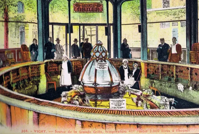 Framed Print : Source de la Grande Grille at Vichy, 1920s