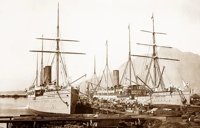 Framed Print : South Africa - Cape Town Docks - Dunotter Castle Framed Print : South Africa - Cape Town Docks - Dunotter Castle