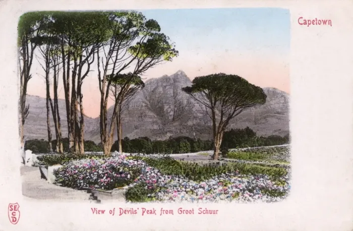 Framed Print : South Africa - Cape Town - View of Devils Peak Framed Print : South Africa - Cape Town - View of Devils Peak