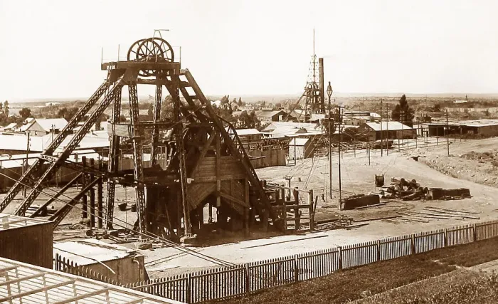 Framed Print : South Africa Kimberley De Beers Diamond Mine pre-1900 Framed Print : South Africa Kimberley De Beers Diamond Mine pre-1900