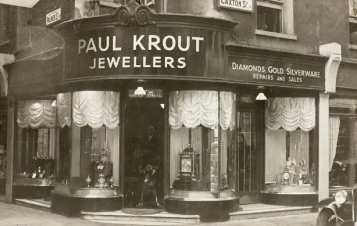 Framed Print : South African Jewellers Shop, Caxton Street, London Framed Print : South African Jewellers Shop, Caxton Street, London