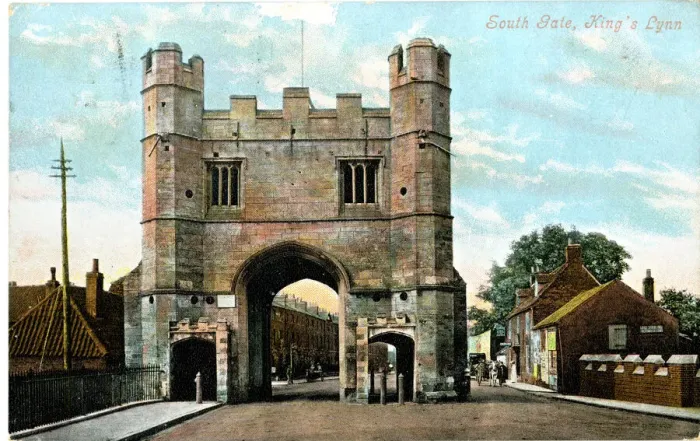 Framed Print : South Gate, Kings Lynn, Norfolk Framed Print : South Gate, Kings Lynn, Norfolk