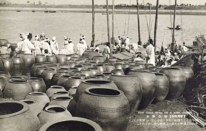 Framed Print : South Korea - Chosen - Storage Jars awaiting export Framed Print : South Korea - Chosen - Storage Jars awaiting export