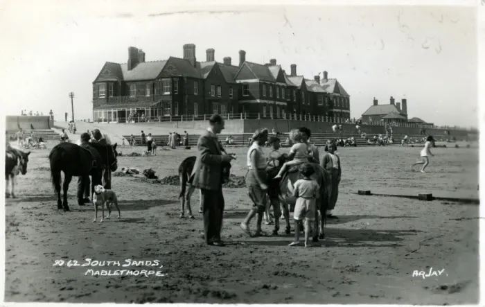 Framed Print : South Sands, Mablethorpe, Lincolnshire Framed Print : South Sands, Mablethorpe, Lincolnshire