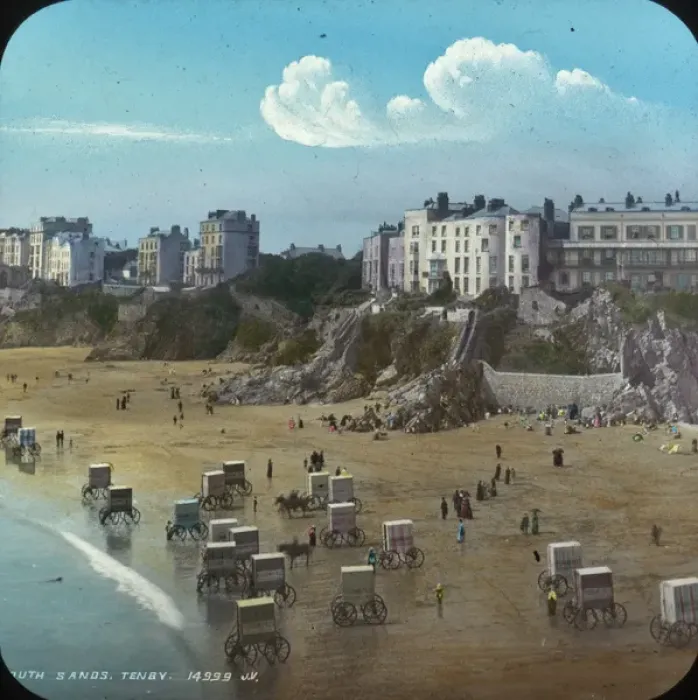 Framed Print : South Sands, Tenby Framed Print : South Sands, Tenby