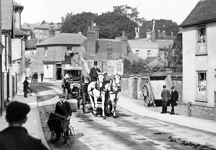 Framed Print : South Street, Bishops Stortford early 1900's Framed Print : South Street, Bishops Stortford early 1900's