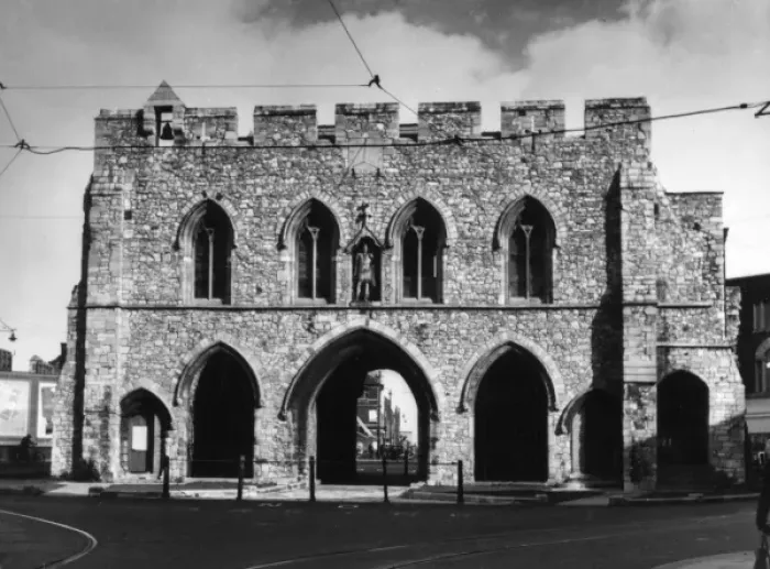 Framed Print : Southampton Bargate Framed Print : Southampton Bargate
