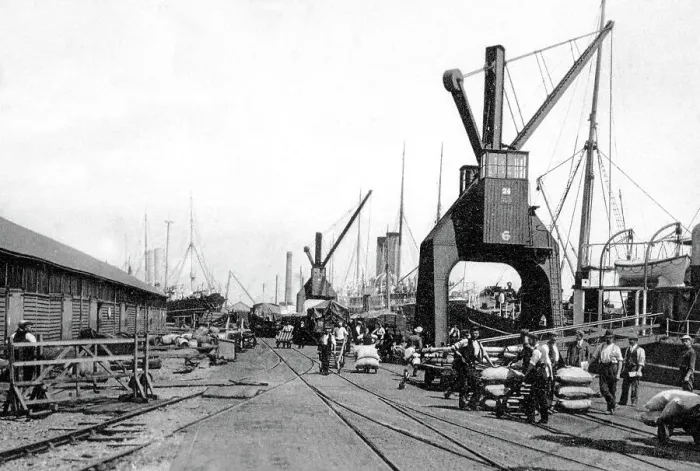 Framed Print : Southampton Ocean Quay early 1900s Framed Print : Southampton Ocean Quay early 1900s