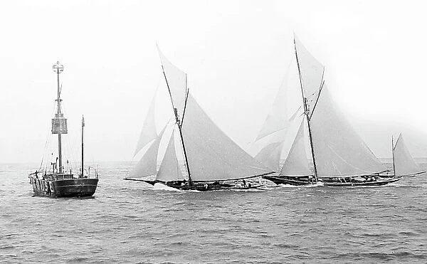 Southend Lightship and racing yachts