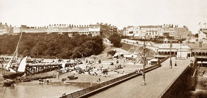 Framed Print : Southend-on-Sea from the Pier early 1900s Framed Print : Southend-on-Sea from the Pier early 1900s