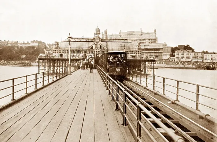 Framed Print : Southend-on-Sea Pier and Tramway early 1900s Framed Print : Southend-on-Sea Pier and Tramway early 1900s