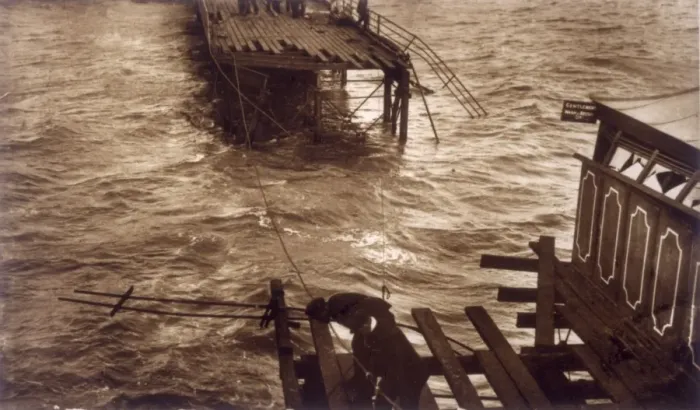 Framed Print : Southend Pier Destroyed Framed Print : Southend Pier Destroyed