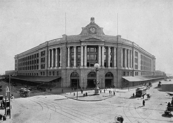 Framed Print : Southern Passenger Station, Boston, Massachusetts, USA Framed Print : Southern Passenger Station, Boston, Massachusetts, USA