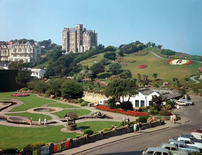 Framed Print : Southern Slopes Gardens, Ilfracombe Framed Print : Southern Slopes Gardens, Ilfracombe