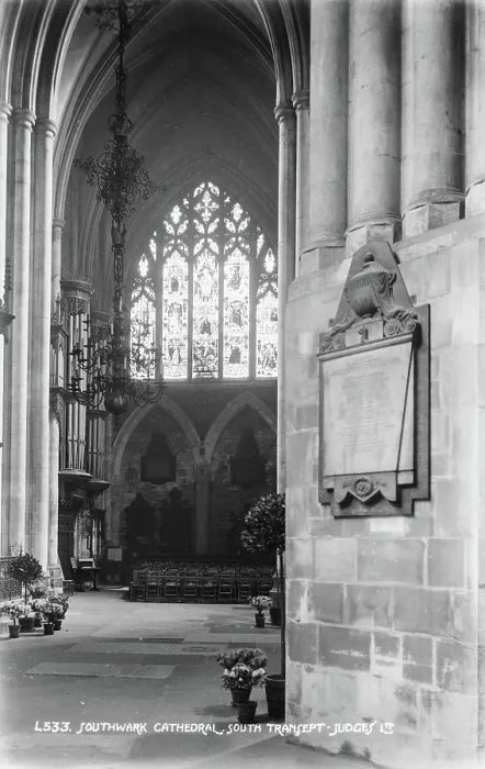 Framed Print : Southwark Cathedral - South Transept Framed Print : Southwark Cathedral - South Transept