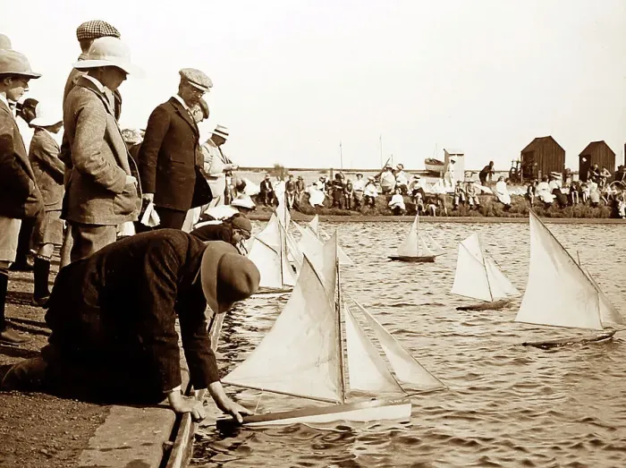 Framed Print : Southwold yacht pond, early 1900s