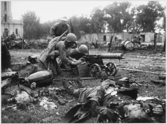 Framed Print : Soviet Machine Gunners Framed Print : Soviet Machine Gunners
