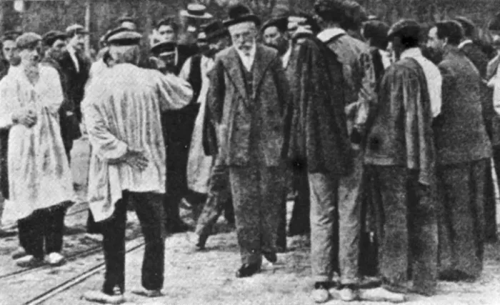 Framed Print : Spain (1911). Strike in Vizcaya. Pablo Iglesias Framed Print : Spain (1911). Strike in Vizcaya. Pablo Iglesias