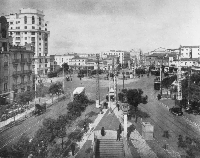 Framed Print : Spain (1925). Madrid. Cuatro Caminos. Image published Framed Print : Spain (1925). Madrid. Cuatro Caminos. Image published