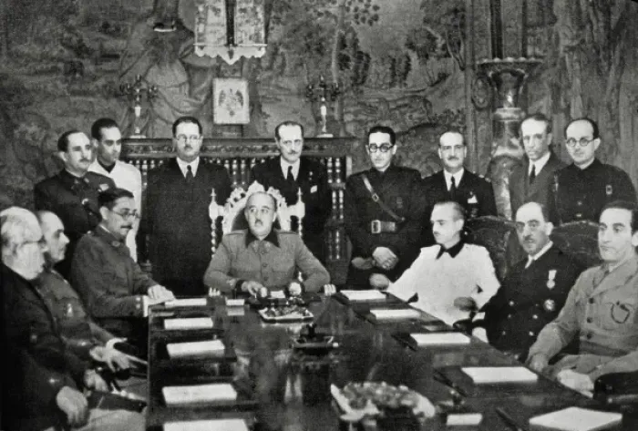 Framed Print : Spain (20th c. ). Francos dictatorship (1939) Framed Print : Spain (20th c. ). Francos dictatorship (1939)