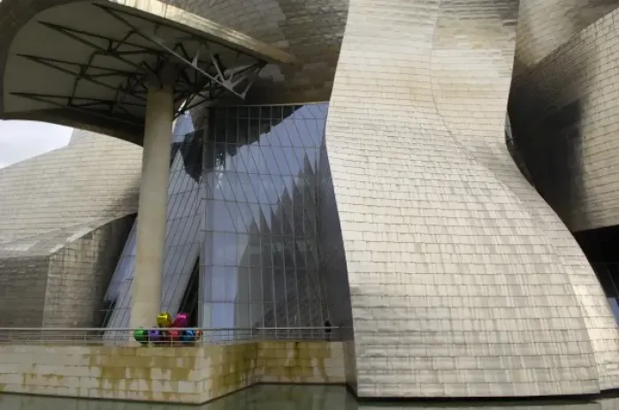 Framed Print : SPAIN. Bilbao. Guggenheim Museum Bilbao. Exterior Framed Print : SPAIN. Bilbao. Guggenheim Museum Bilbao. Exterior
