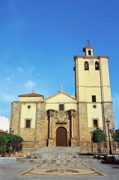 Framed Print : Spain, Extremadura, Castuera. Church of St. Mary Magdalene Framed Print : Spain, Extremadura, Castuera. Church of St. Mary Magdalene