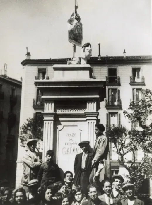 Framed Print : SPAIN. Madrid. Spain. Second Republic (1931-1936) Framed Print : SPAIN. Madrid. Spain. Second Republic (1931-1936)