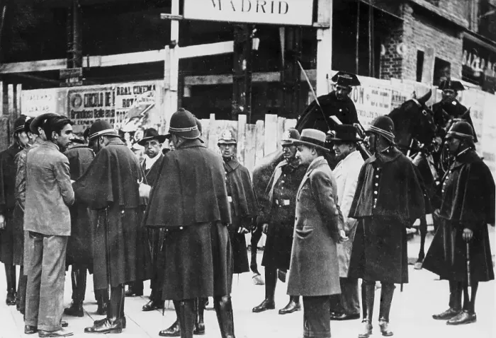 Framed Print : SPAIN. Madrid. Spanish Civil War (1936-1939) Framed Print : SPAIN. Madrid. Spanish Civil War (1936-1939)