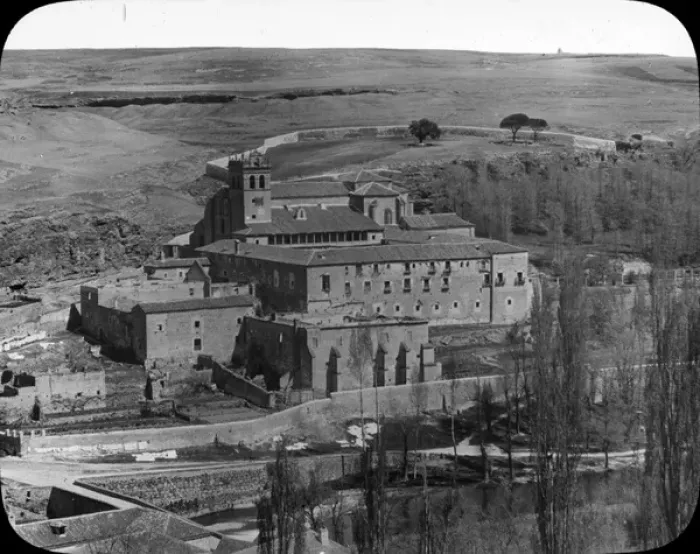 Framed Print : Spain - Monastery of Vera Cruz from Alcazar Framed Print : Spain - Monastery of Vera Cruz from Alcazar