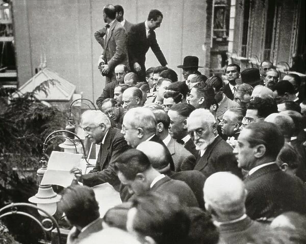 Spain. Second Republic (1st May 1931). President Niceto Alcal Zamora talks to a mass