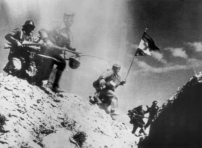 Framed Print : Spanish Civil War. Soldiers of the nationalist Framed Print : Spanish Civil War. Soldiers of the nationalist