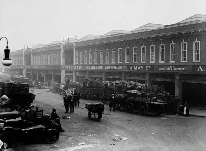 Framed Print : Spitalfields Market, East London Framed Print : Spitalfields Market, East London