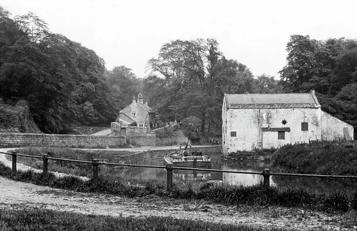 Framed Print : Sprotborough The Canal early 1900s Framed Print : Sprotborough The Canal early 1900s