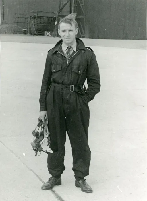 Framed Print : Squadron Leader Eric George Franklin, OBE - Chief Test Pilot Framed Print : Squadron Leader Eric George Franklin, OBE - Chief Test Pilot