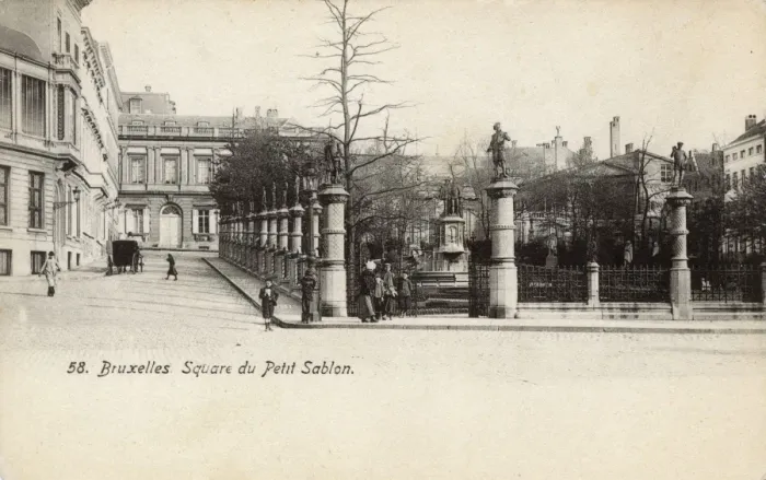 Framed Print : Square du Petit Sablon, Brussels, Belgium Framed Print : Square du Petit Sablon, Brussels, Belgium