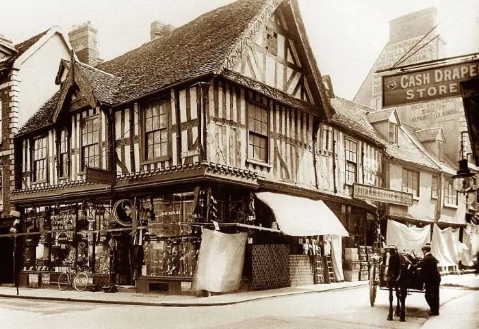 Framed Print : The Square, Shrewsbury early 1900's Framed Print : The Square, Shrewsbury early 1900's