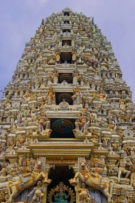 Framed Print : SRI LANKA. Matale. Hindu Temple of Sri Muthumariamman Framed Print : SRI LANKA. Matale. Hindu Temple of Sri Muthumariamman