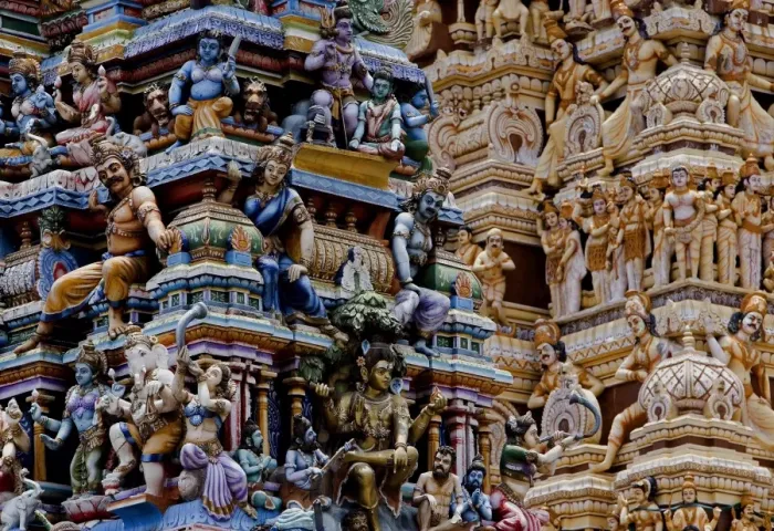 Framed Print : SRI LANKA. Matale. Hindu Temple of Sri Muthumariamman Framed Print : SRI LANKA. Matale. Hindu Temple of Sri Muthumariamman