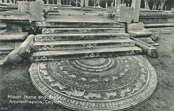 Sri Lanka - Moon Stone and Steps - Anuradhapura