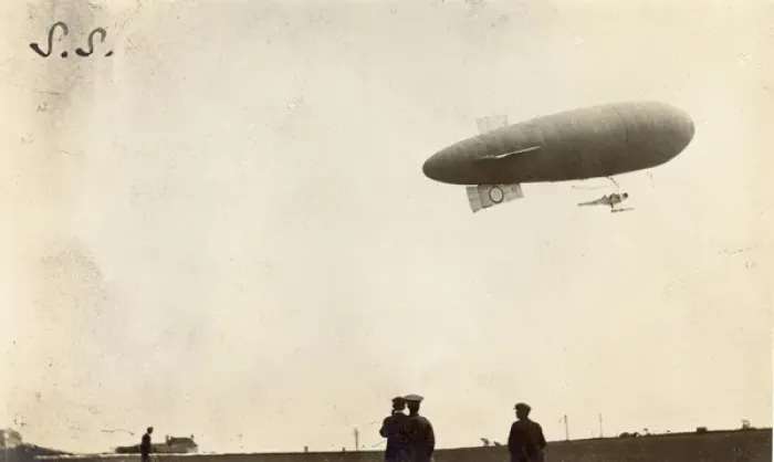 Framed Print : SS airship at the Pulham St Mary Airship Station Framed Print : SS airship at the Pulham St Mary Airship Station