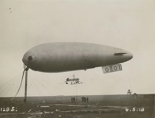 An SS-class airship in a mooring experiment