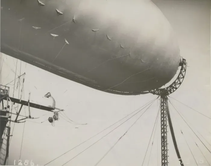 Framed Print : An SS-class airship in a mooring experiment Framed Print : An SS-class airship in a mooring experiment